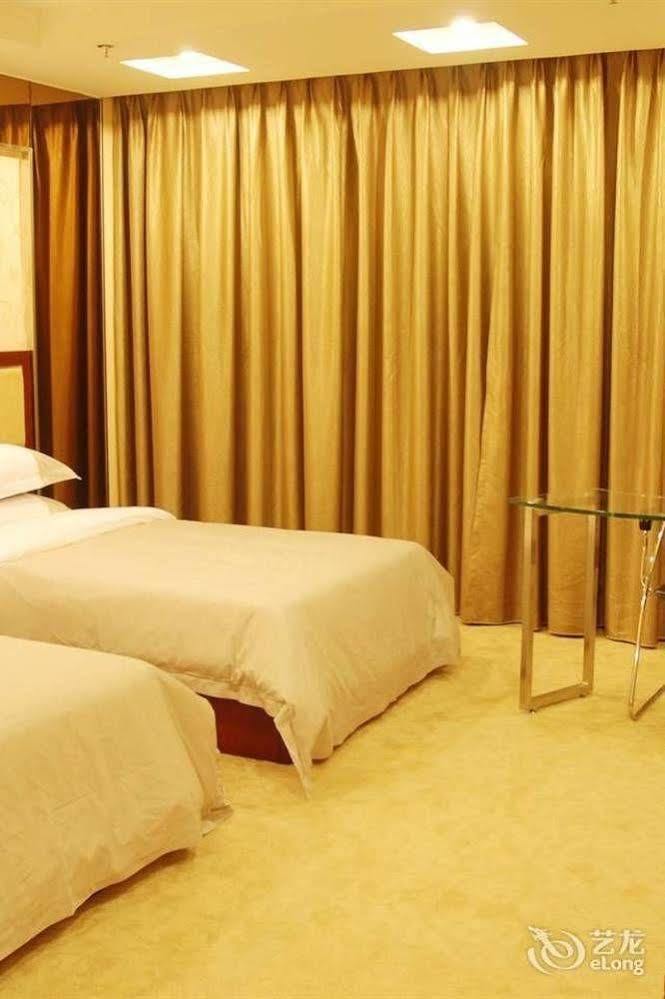 Vienna Hotel Qingyuan Lianjiang Road Exterior foto
